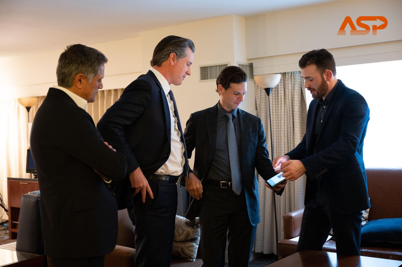 Joe Kiani, California Governor Gavin Newsom, Mark Kassen and Chris Evans